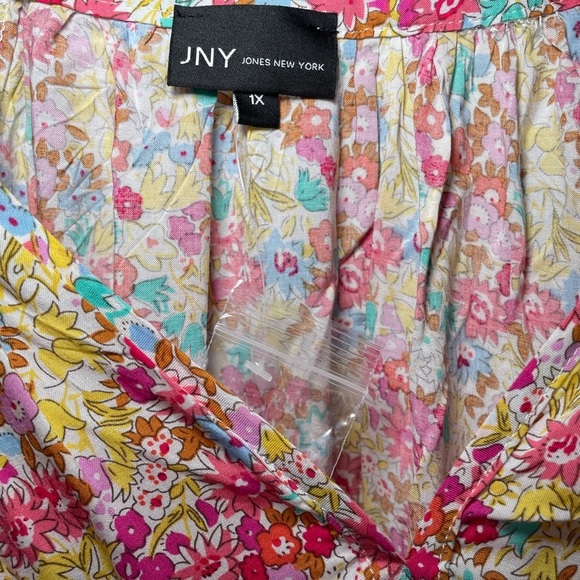 Jones New York white with pink, red, and yellow floral print sz 1 X - Picture 2 of 5